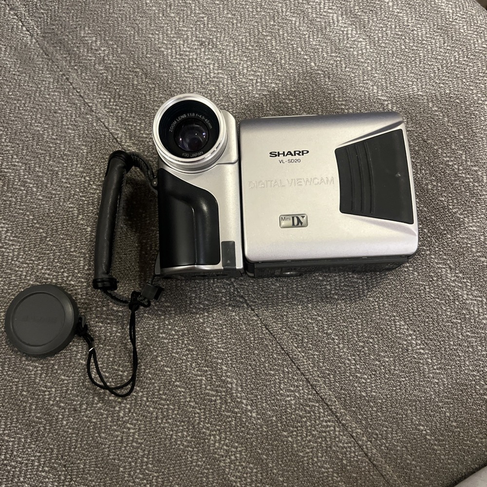 Sharp Viewcam VL-SD20 Digital Camcorder MiniDV Video Transfer Camera ONLY